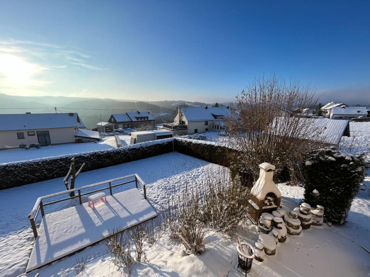 Wohnung Mit Panoramablick Gerolstein Extérieur photo